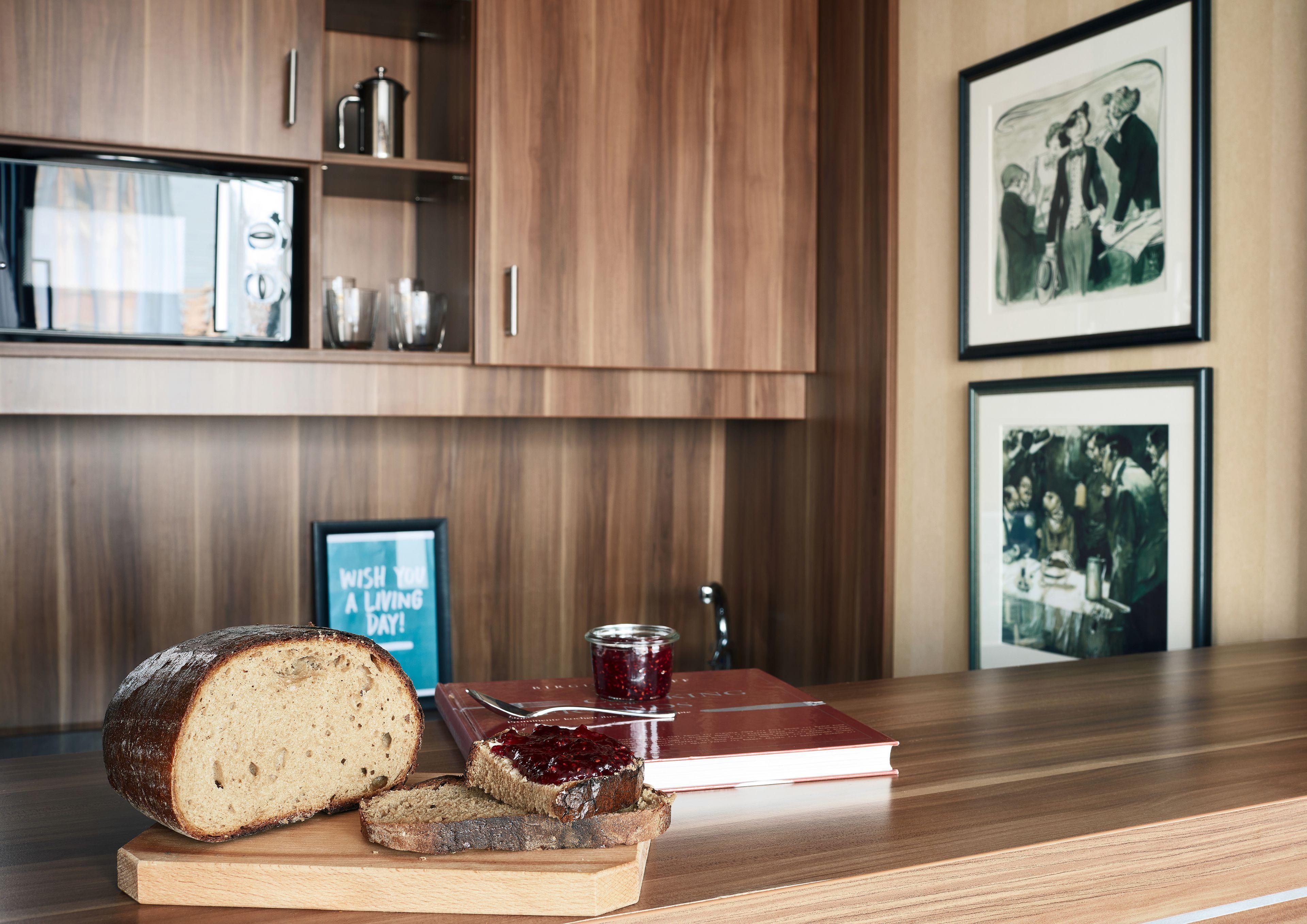 Hotel Living 4*