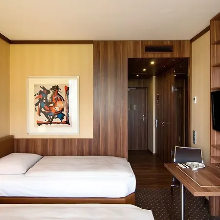 Living 4* Dusseldorf