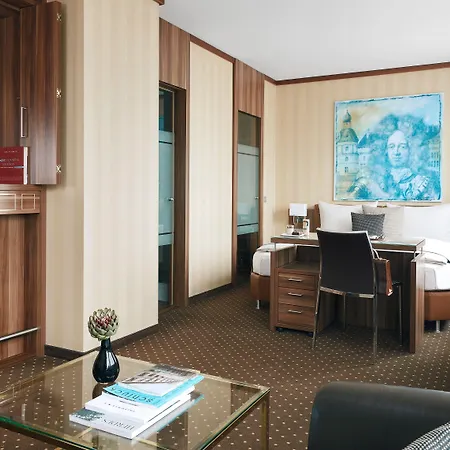 Hotel Living