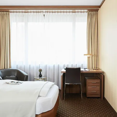 Living 4* Dusseldorf